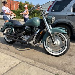 Honda Shadow Sabre 2001