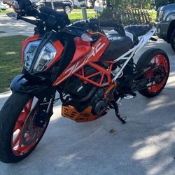 Ktm Duke 390 (2017)
