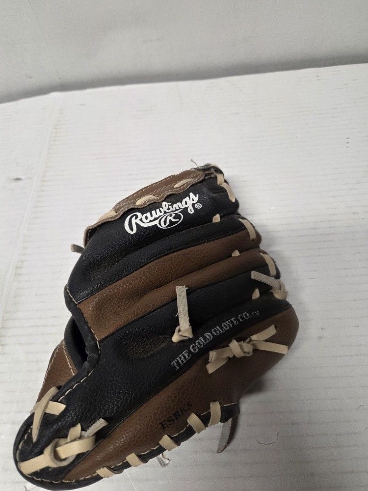 Rawling 9in Baseball GlovelHT