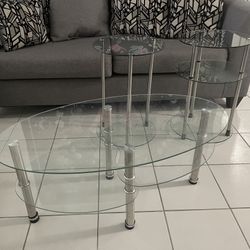 Set: Glass Coffee Table + Matching End Tables / Mesa de centro de vidrio + mesas auxiliares a juego