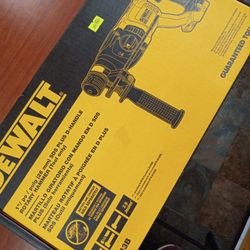 DeWalt New 1" Rotary Hammer Brushless 20v