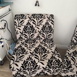 Accent Chairs