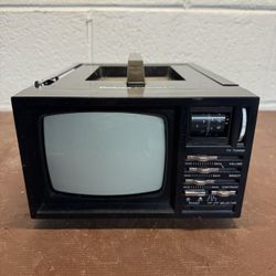 Deluxe 5” Portable Tv 
