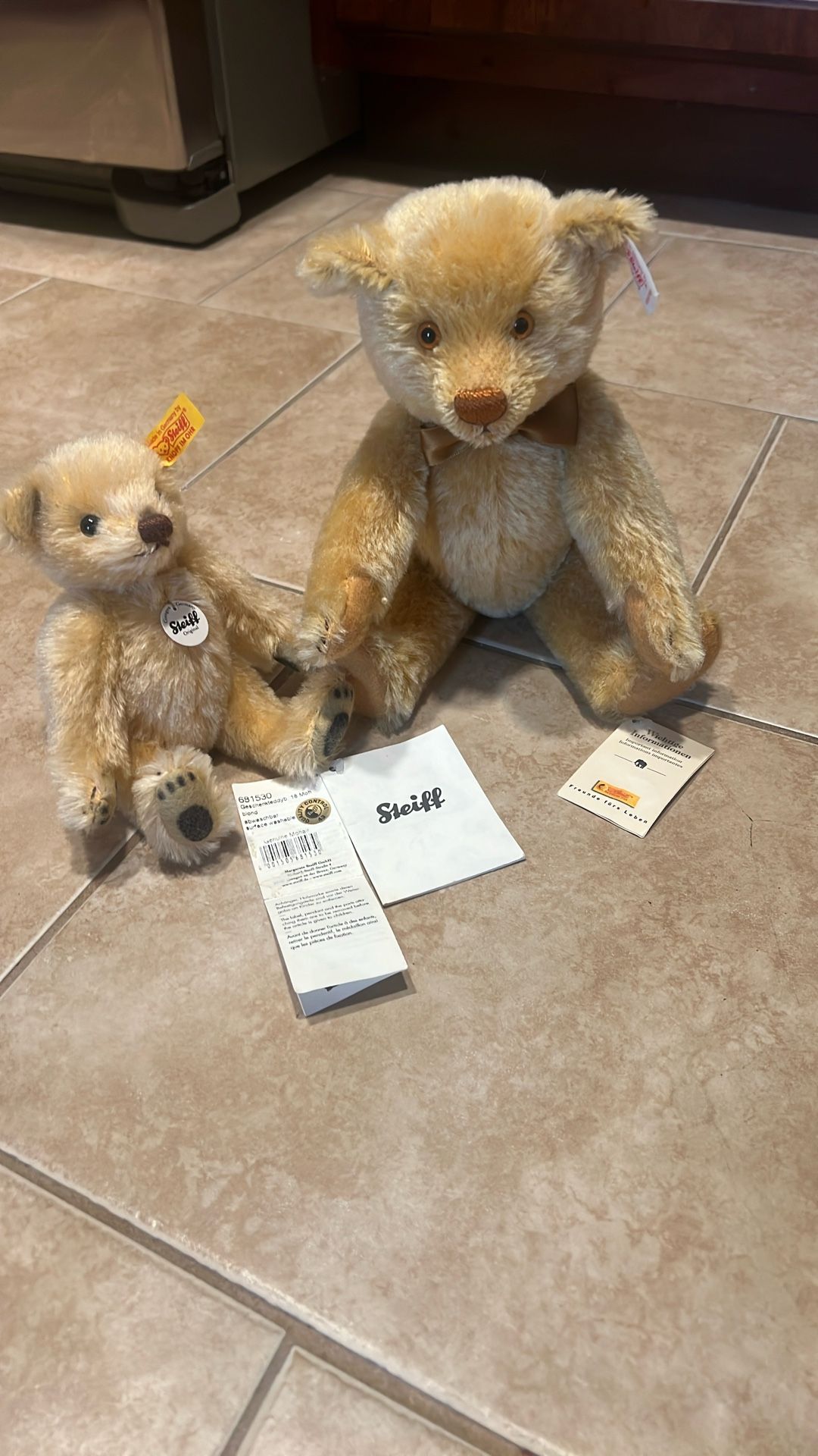 Steiff Bears (2) For sale In Excellent Condition!
