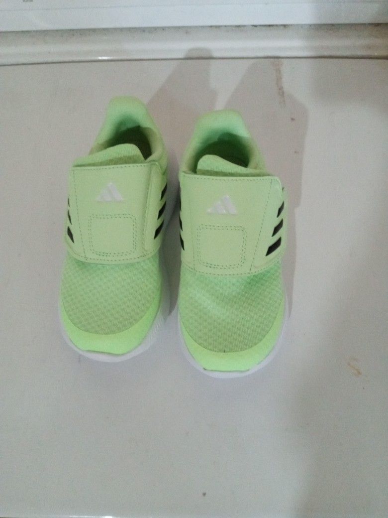 Adidas Kids Size 10 Brand New Two Pair One In Box One Without The Box