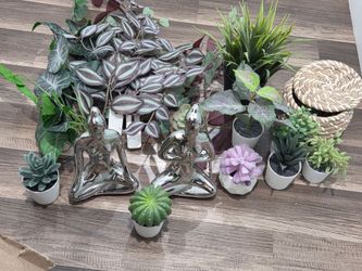 Assorted home decor lot