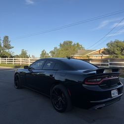 2017 Dodge Charger RT 