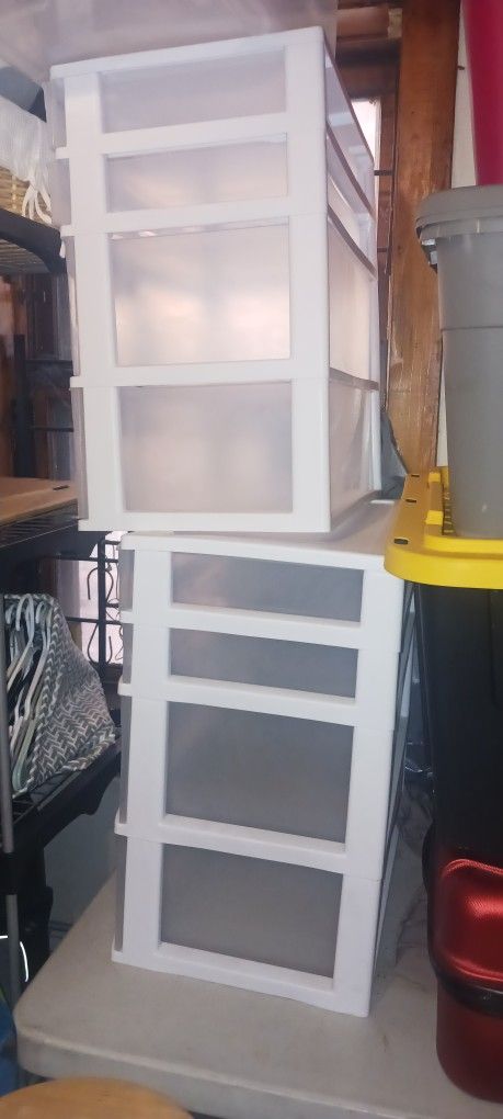 2 Plastic Containers For $20