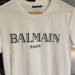 AUTHENTIC BALMAIN TSHIRT SIZE XS NEVER WORN