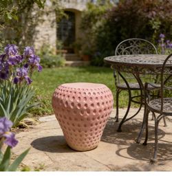 New Strawberry Fruit Stool, Red Resin Side Table, 13.4 Inch, Indoor Outdoor Garden Decor, Multi-Purpose Plant Stand (Pink)