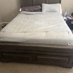 Queen Bed w/ storage bed frame