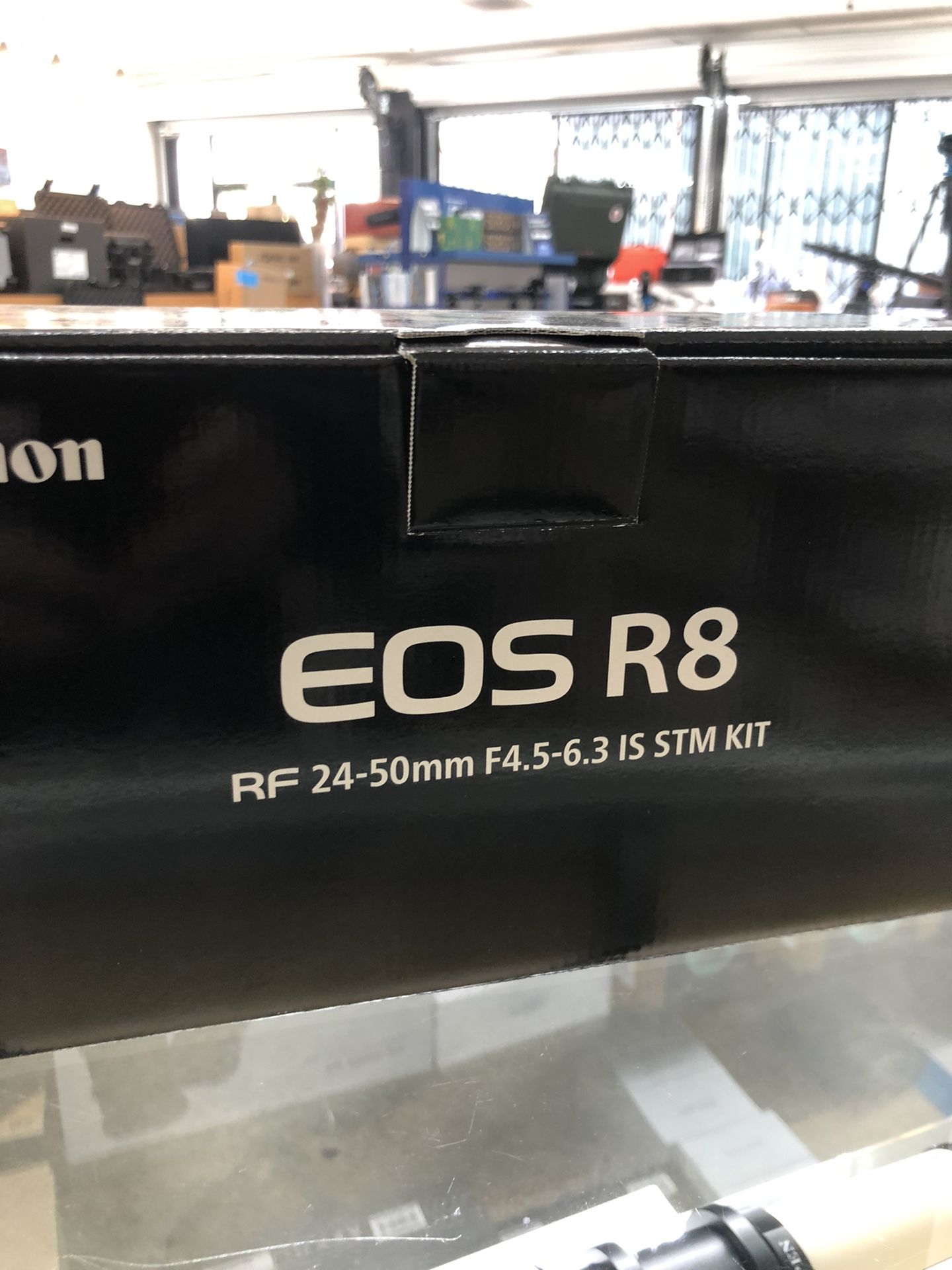 Canon R8 24-50 Kit