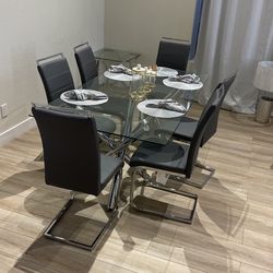 Dinning Room Table 