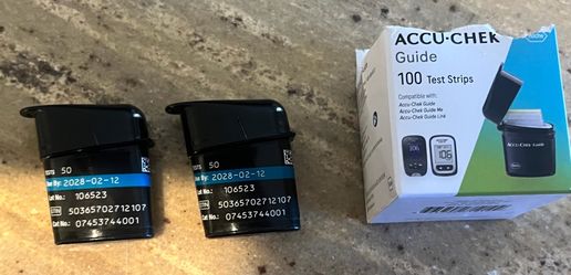 100 Accu Chek test strips
