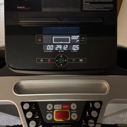 Life Fitness T3 Treadmill