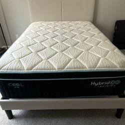 Full Size Cool Icon Hybrid Infinity Mattress ($1800 Retail) + Upholstered Frame w/ USB – Like New