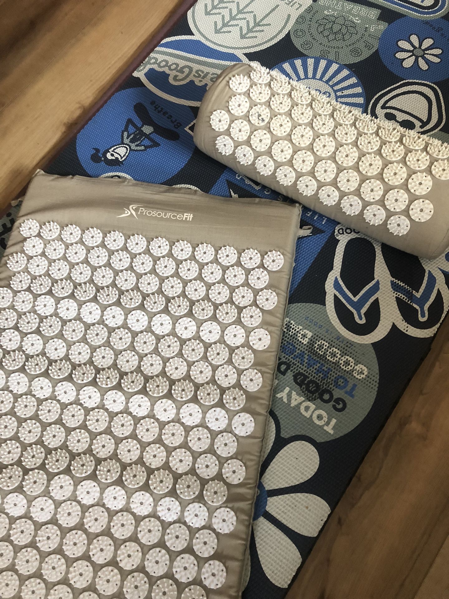 ProsourceFit Acupressure Mat & Pillow Set