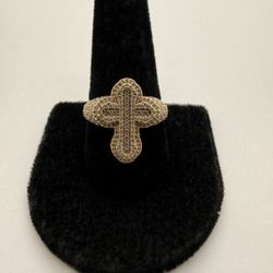 GOLD RING 14KT YELLOW GOLD, SIZE 10, 6.6 GRAMS 