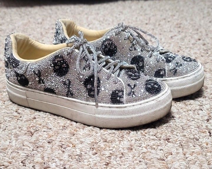 Betsey Johnson Sidney Skulls Rhinestone Bling Sneakers