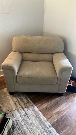 Big comfy chair! Must go!