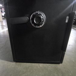 Sentry Combination Safe Heavy Duty
