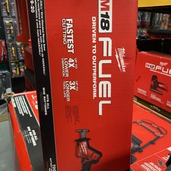 Milwaukee M18 FUEL 18V Lithium-Ion Brushless Cordless HACKZALL Reciprocating Saw (Tool-Only)