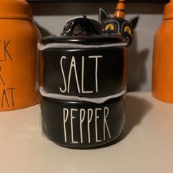 Rae Dunn Salt And Pepper Stacker