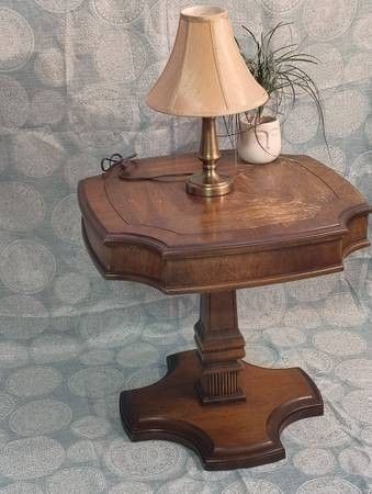 Vintage Accent Lane Table Use As Bird Cage Stand TV Fish Tank Plant
