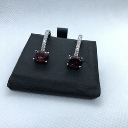 Earrings Woman (Silver And Garnet)