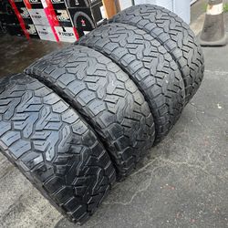 4 used tires Lt35x12.50r20 Nitto Recon Grappler AT $299.00
