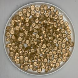 200 Beige Fake Diamonds 