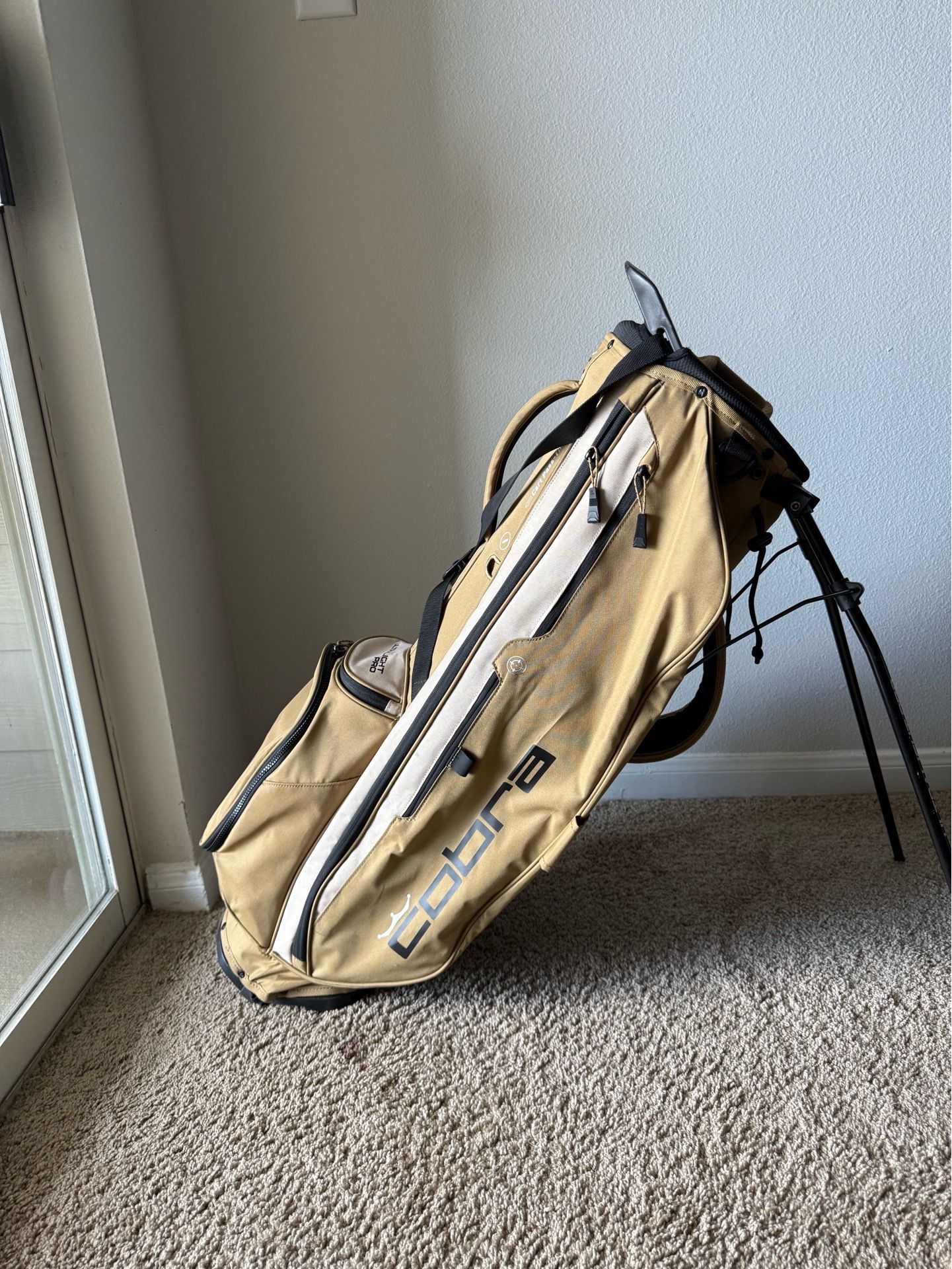 Cobra Lightweight Stand Bag