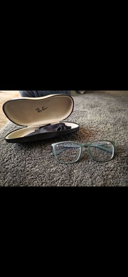Ray ban