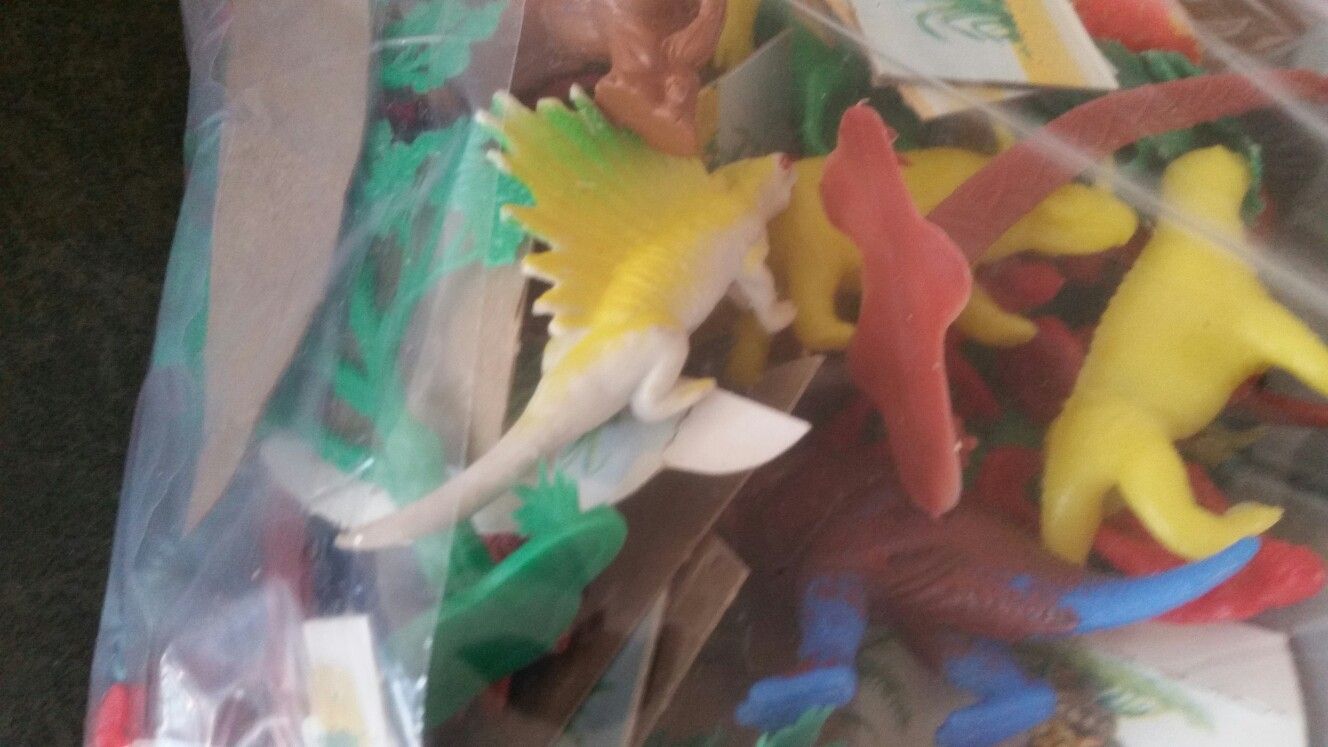 Vintage plastic Dinosaurs 60s 70s vintage toy