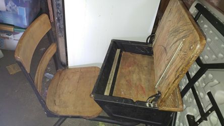 Old fashioned desk 80 make offer