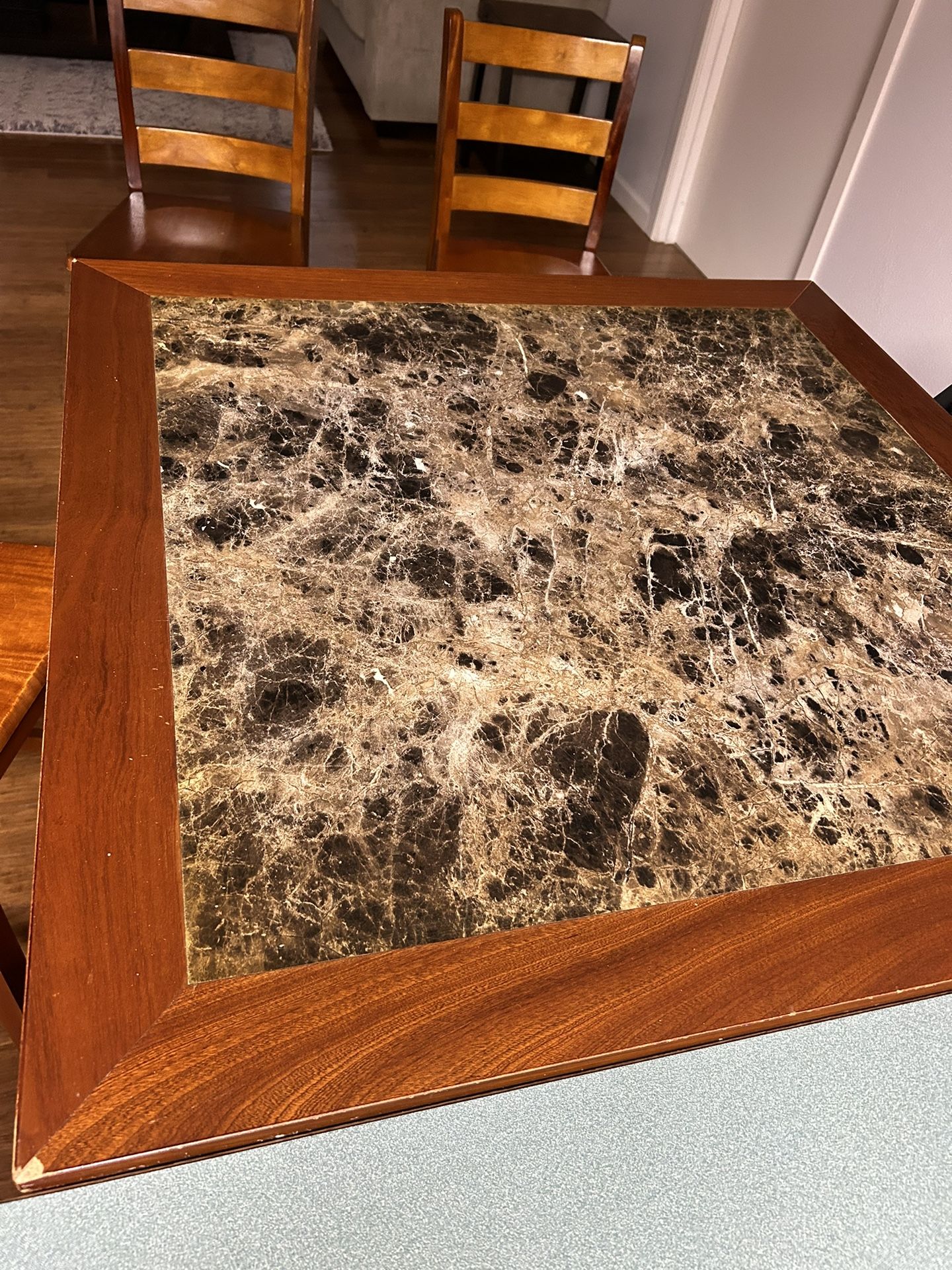 Free Table/chair, Round Table, Chair