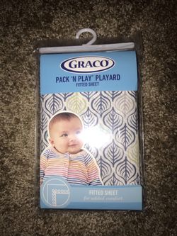 Pack n play fitted shits and 3 water proof pad sets