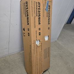 T 12 Fluorescent Lights 30 Bulbs Each Case