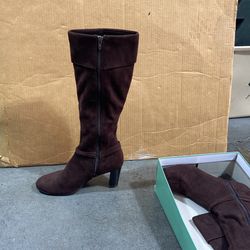 Women’s Knee High Suede Boots