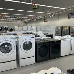 SCRATCH  &  DENT Single Washers, Single Dryers