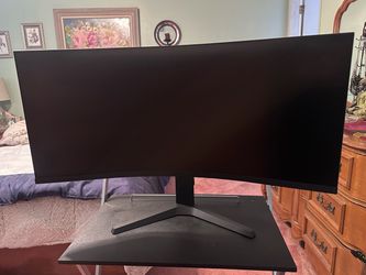 KOORUI curved monitor 34”