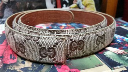 Authentic men's Gucci belt with no Buckle 46 inch waste