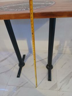 Restaurant High Table