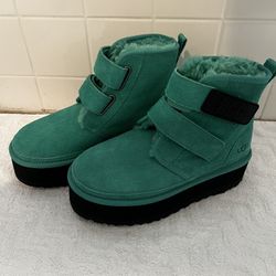 New Uggs Women’s 7