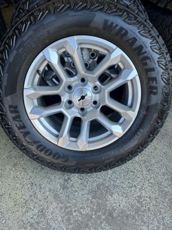 Chevy 18’’ wheels and tires take offs
