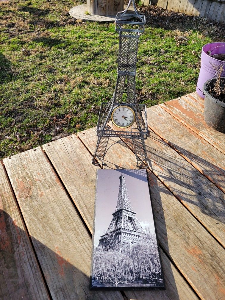 Eiffel Tower clock and Wall Hanging