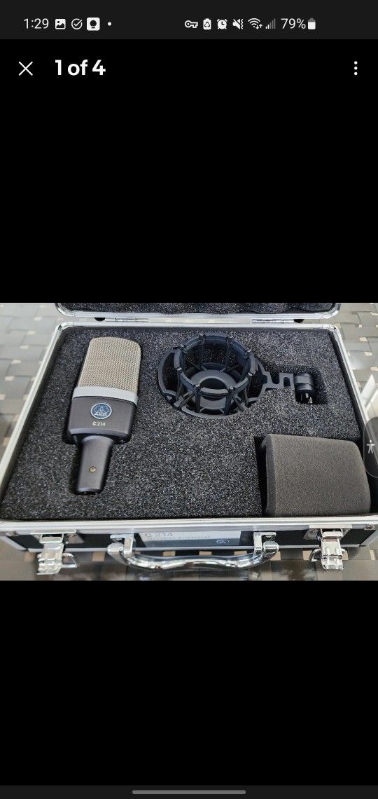 AKG C214 Condenser Microphone