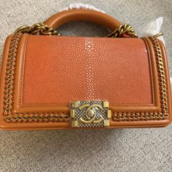 🧡 Orange Structured Chain Handbag – Boy Style 🧡