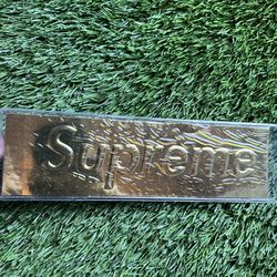 Supreme Gold Metallic Box Logo FW22 New Sticker Sealed Collectible Art Fall Winter 2022