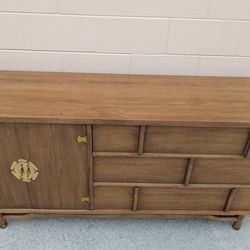 Vintage dresser
